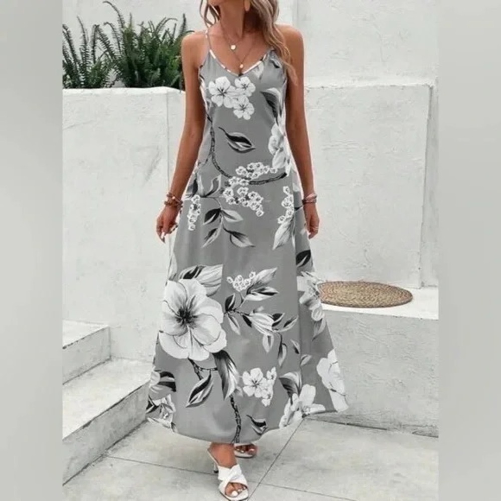 Emery Rose | Floral Print Cami Dress Boutique Brand Various Sizes Available - Picture 2 of 7